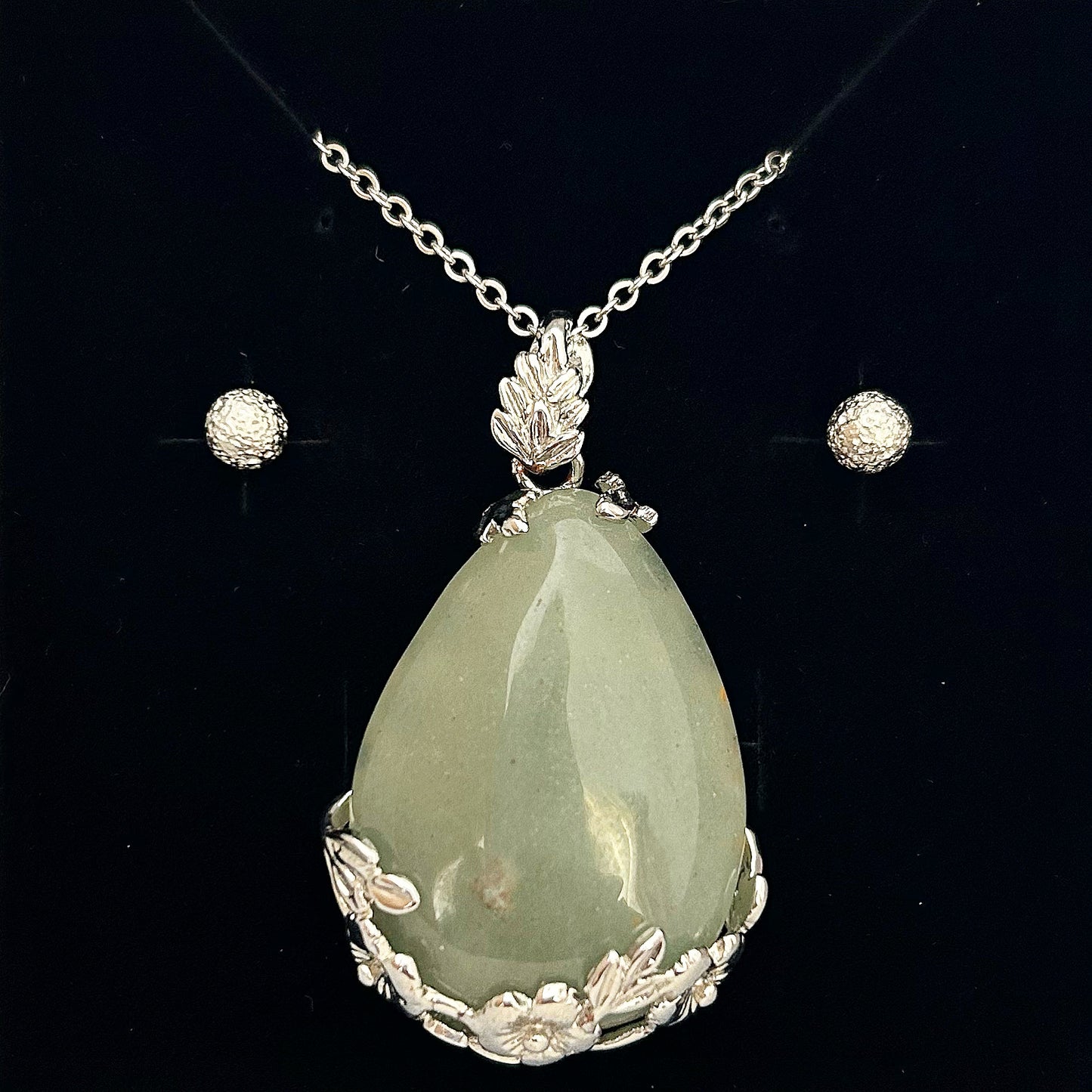 Green Aventurine Teardrop Pendant