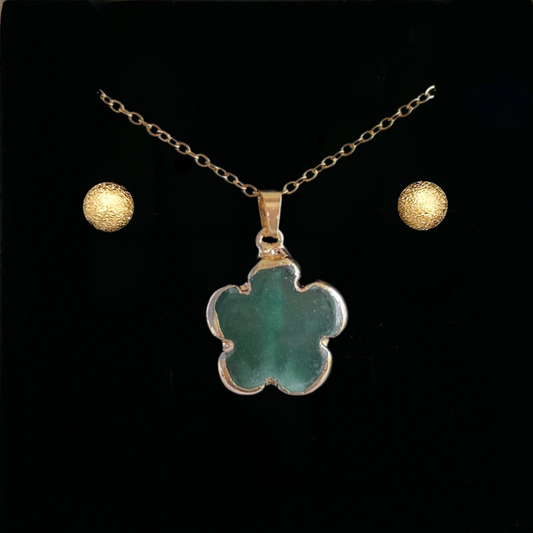 Green Aventurine Clover Pendant