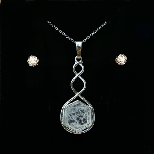 Clear Quartz Twist Pendant