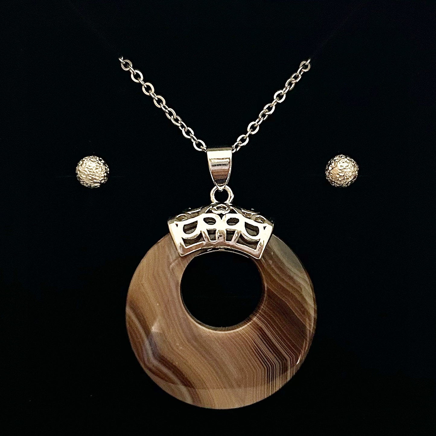 Brown Agate Eternity Pendant