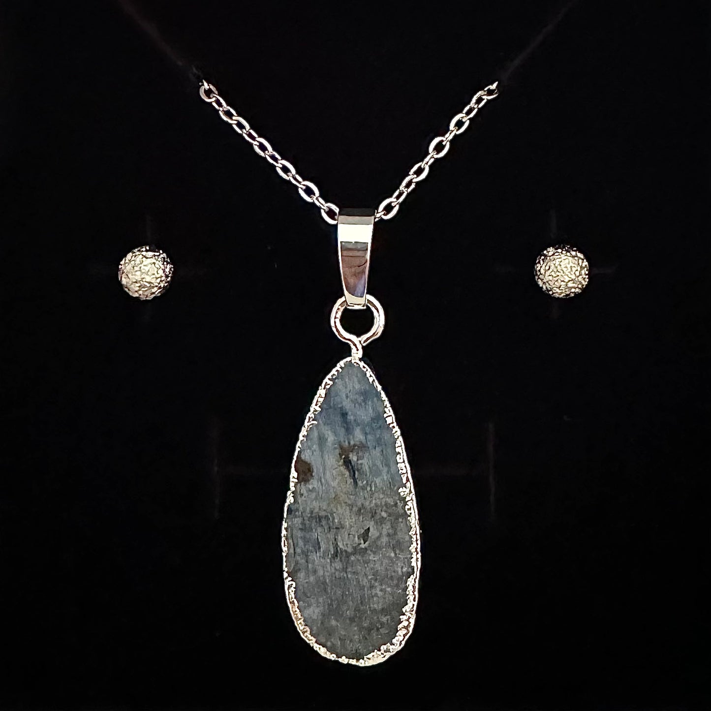 Kyanite Raw Drop Pendant