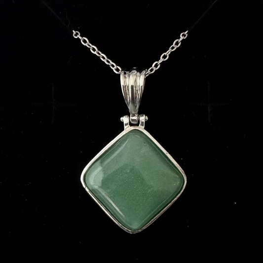 Green Aventurine Regal Pendant